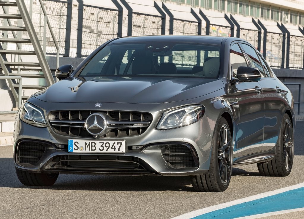 MERCEDES-AMG E 63 CHEGA COM MAIS POTÊNCIA E NOVIDADES, foto 2