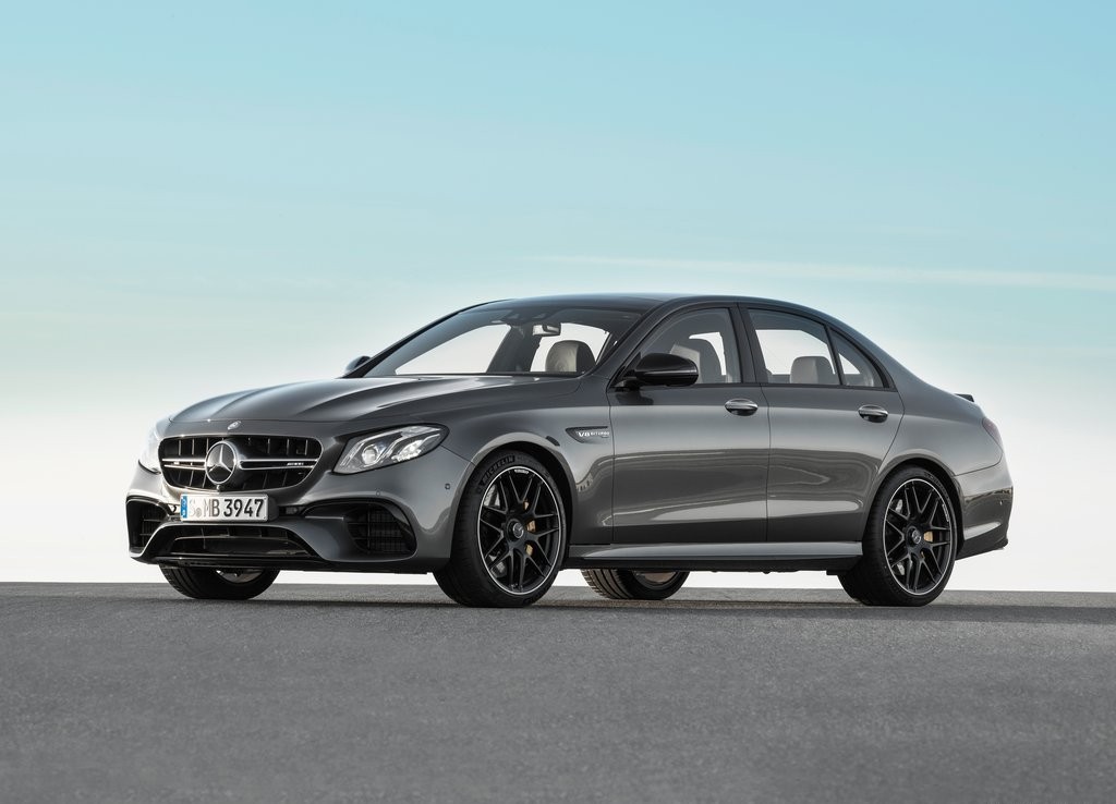 MERCEDES-AMG E 63 CHEGA COM MAIS POTÊNCIA E NOVIDADES, foto 3