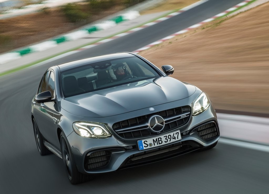 MERCEDES-AMG E 63 CHEGA COM MAIS POTÊNCIA E NOVIDADES, foto 8
