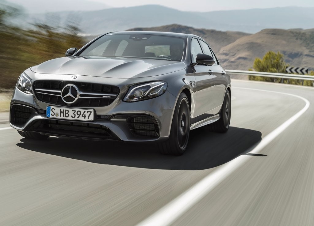 MERCEDES-AMG E 63 CHEGA COM MAIS POTÊNCIA E NOVIDADES, foto 10