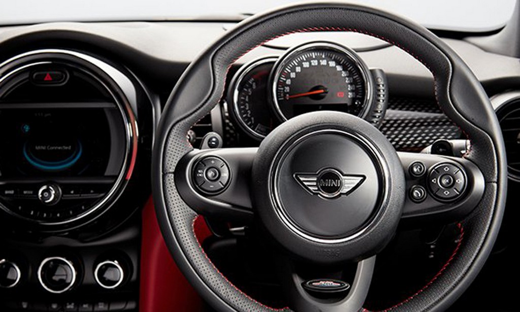 AMAZON ÍNDIA ESTÁ VENDENDO ONLINE A EDIÇÃO ESPECIAL MINI COOPER S CARBON, foto 3
