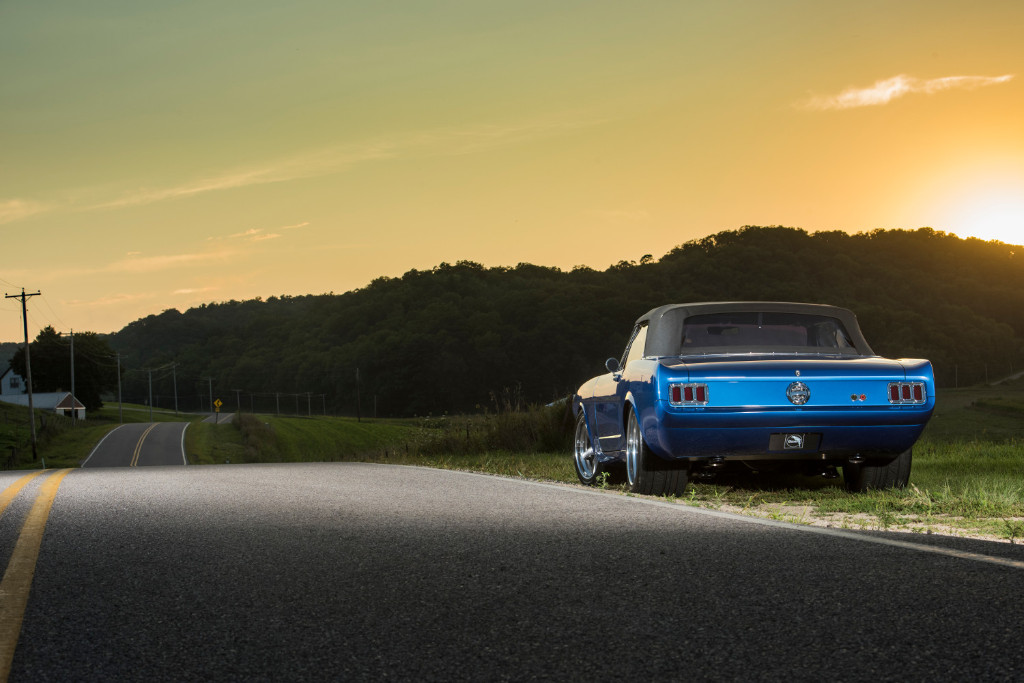 FORD MUSTANG BALLISTIC: MAIS UM PROJETO DOS RINGBROTHERS MOSTRADO NO SEMA SHOW 2016, foto 6