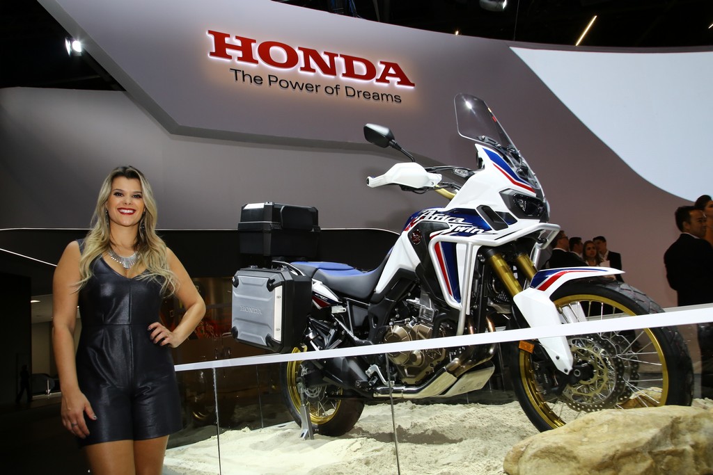 HONDA TEM ESTREIA MUNDIAL DO WR-V NO SALÃO DE SÃO PAULO 2016 E CELEBRA SEUS 45 ANOS DE BRASIL, foto 2