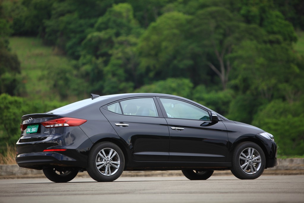 HYUNDAI APRESENTA A NOVA GERAÇÃO DO NEW ELANTRA NO SALÃO DE SÃO PAULO, foto 2