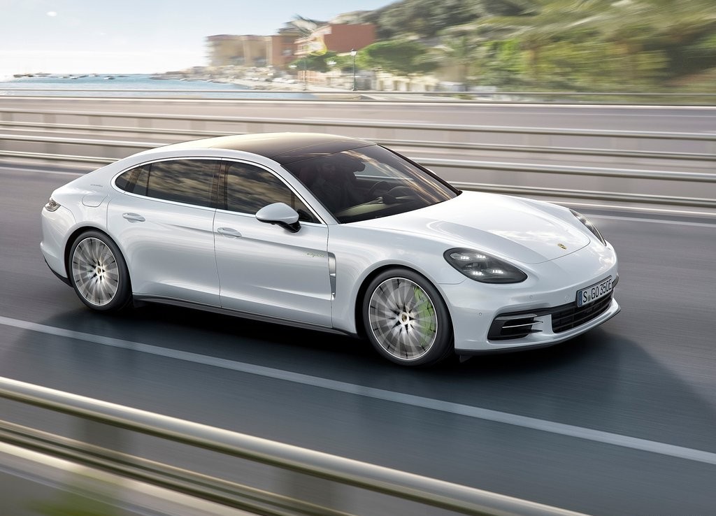 NOVAS VERSÕES E A LUXUOSA VERSÃO EXECUTIVE PARA O PORSCHE PANAMERA ESTARÃO EM LOS ANGELES, foto 2