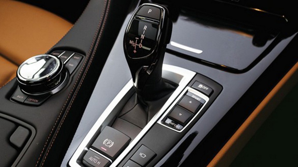 BMW SÉRIE 6 GRAN COUPE EXCLUSIVE SPORT: MAIS UMA EDIÇÃO DE ANIVERSÁRIO EXCLUSIVA PARA O JAPÃO, foto 6