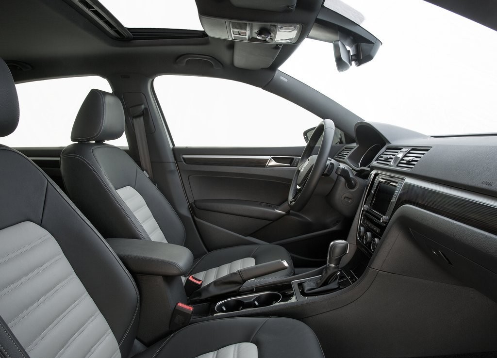 VOLKSWAGEN PASSAT GT CONCEPT REVELADO EM LOS ANGELES, foto 8