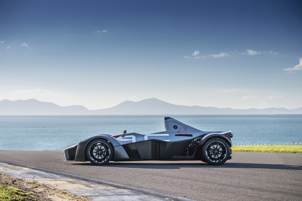 BAC MONO 2017: O MONOLUGAR BRITÂNICO ATUALIZADO PARA AGRADAR O MERCADO AMERICANO, foto 3