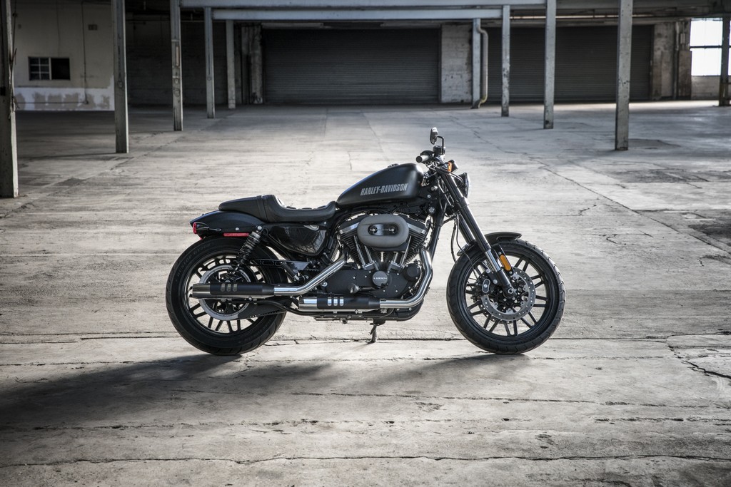 HARLEY-DAVIDSON ROADSTER CHEGA AO BRASIL PARA INTEGRAR O LINEUP DARK CUSTOM, foto 5