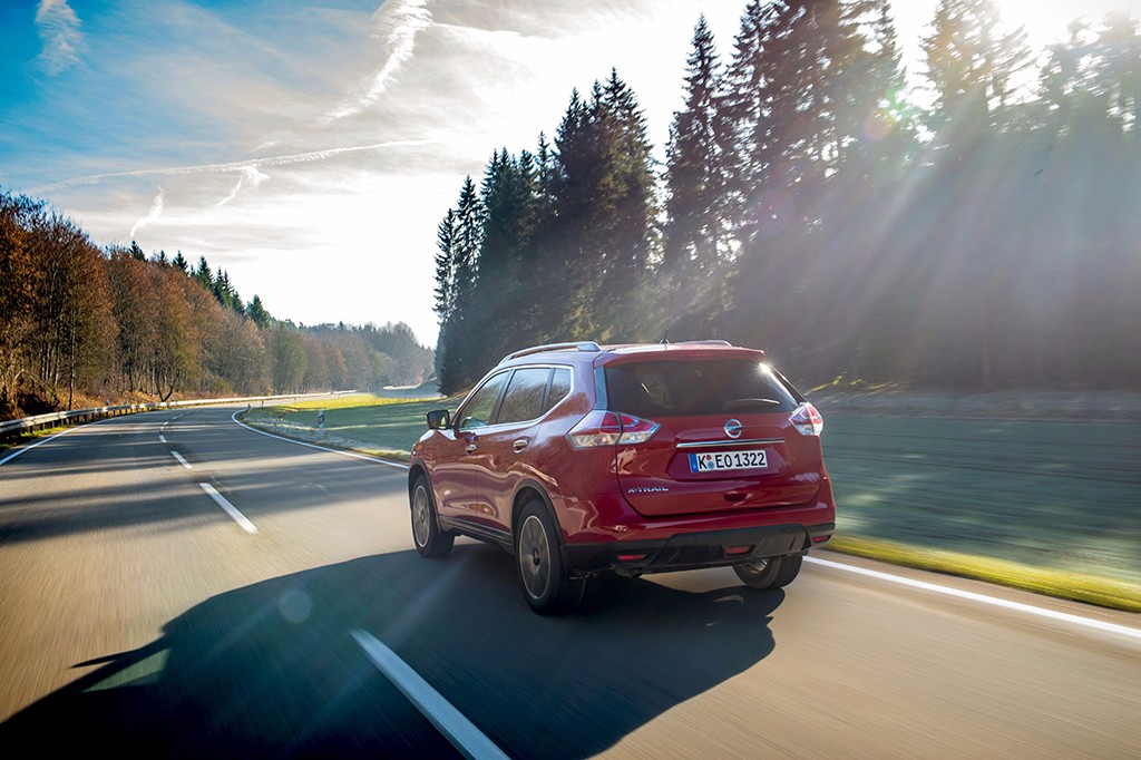 NISSAN X-TRAIL 2017 ESTREIA NA EUROPA COM MAIS EQUIPAMENTO E UM MOTOR MAIS POTENTE, foto 4