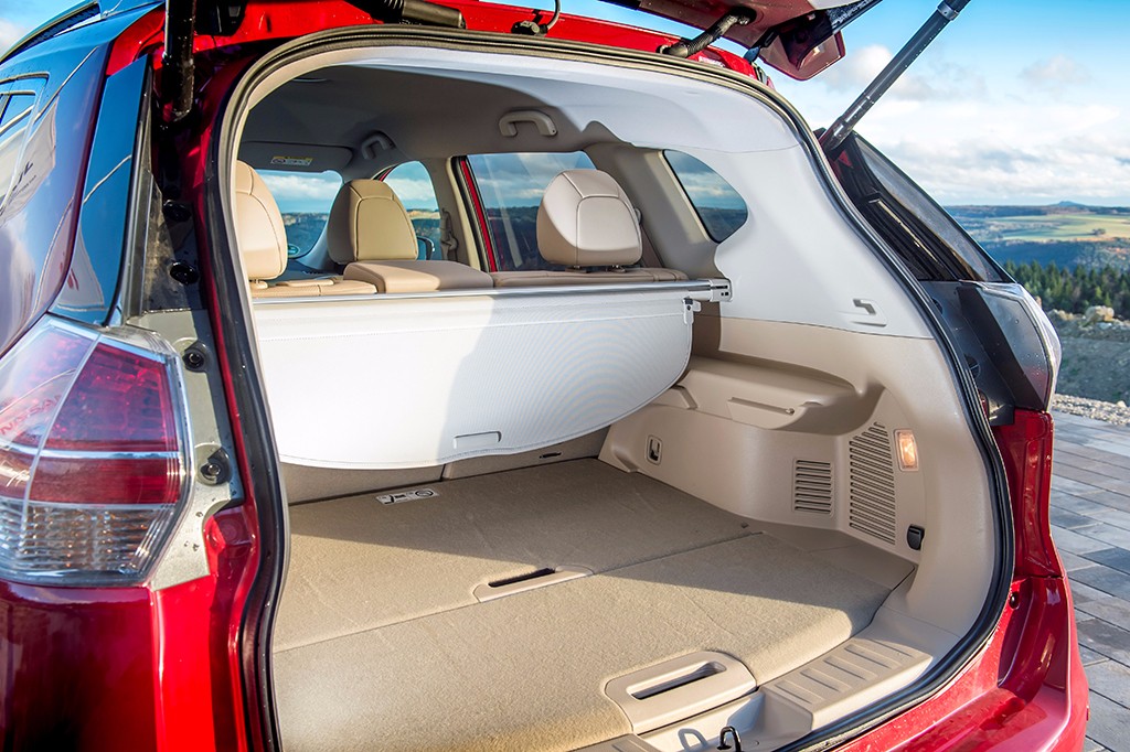NISSAN X-TRAIL 2017 ESTREIA NA EUROPA COM MAIS EQUIPAMENTO E UM MOTOR MAIS POTENTE, foto 9
