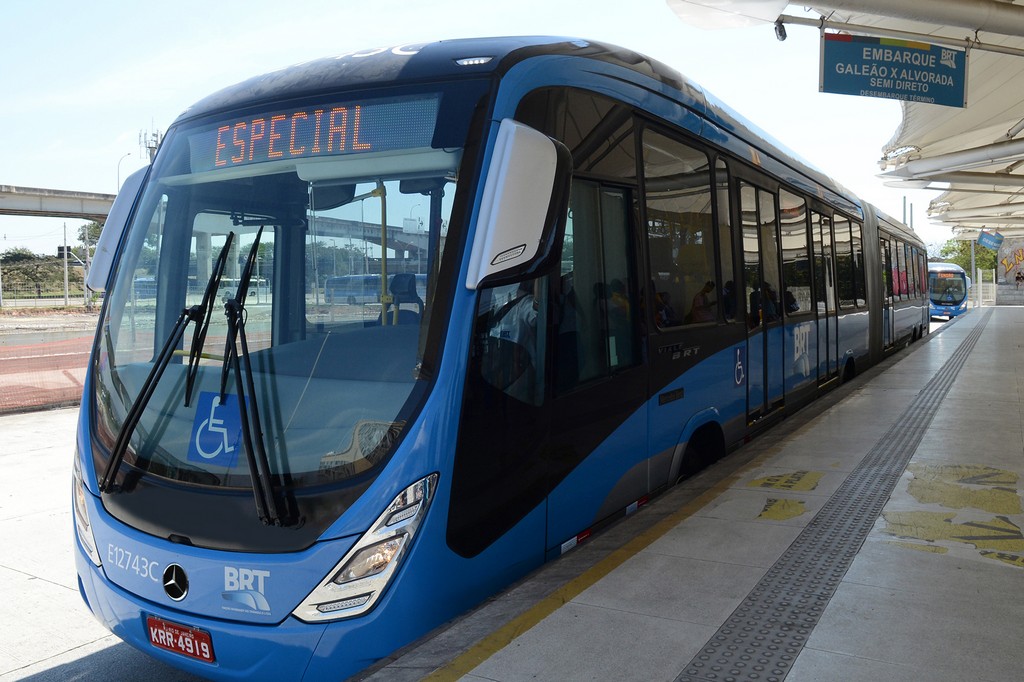 MERCEDES-BENZ LANÇA NA FETRANSRIO O MAIOR ÔNIBUS SUPERARTICULADO PARA BRT DO MUNDO, foto 2