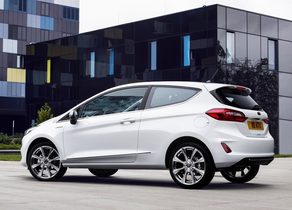 FORD FIESTA 2017 SURGE MAIS TECNOLÓGICO E COM VERSÃO CROSSOVER, foto 9