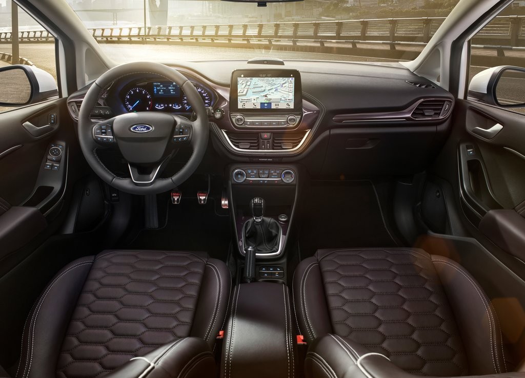 FORD FIESTA 2017 SURGE MAIS TECNOLÓGICO E COM VERSÃO CROSSOVER, foto 33