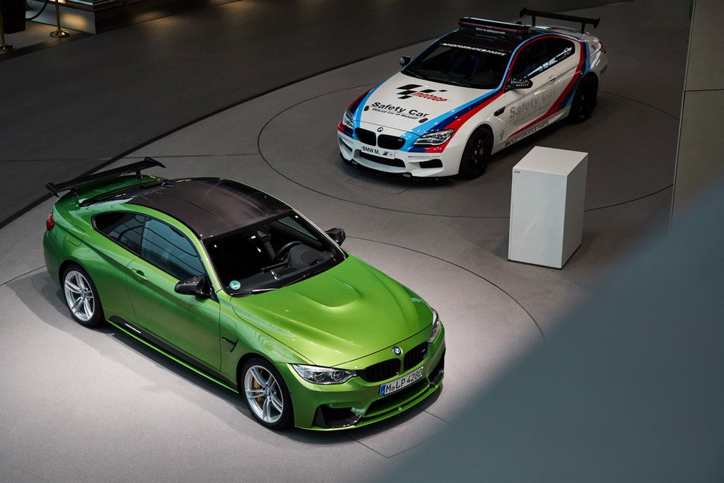 MARCO WITTMANN RECEBE UM BMW M4 COM ACESSÓRIOS M PERFORMANCE, foto 8