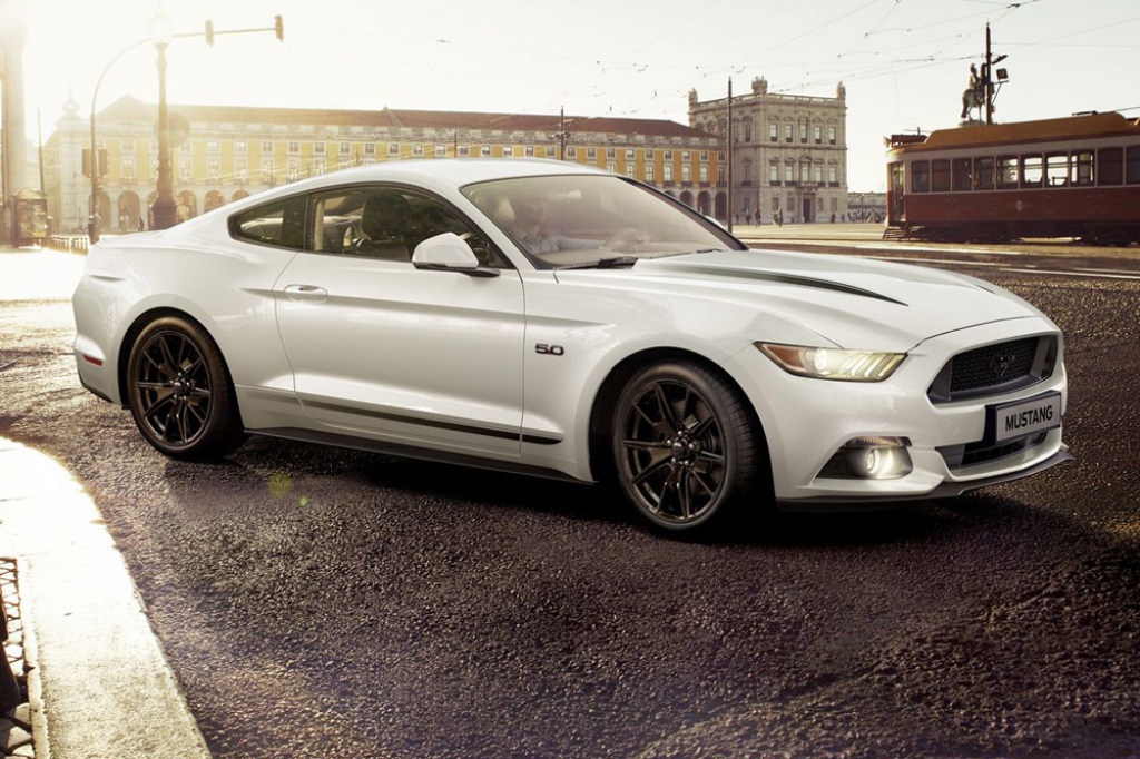 DUAS EDIÇÕES ESPECIAIS DO FORD MUSTANG EXCLUSIVAS PARA A EUROPA: BLACK SHADOW E BLUE, foto 3