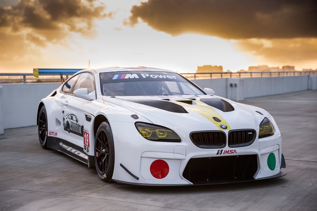 BMW ART CAR DE JOHN BALDESSARI FOI APRESENTADO EM MIAMI NO ART BASEL, foto 1