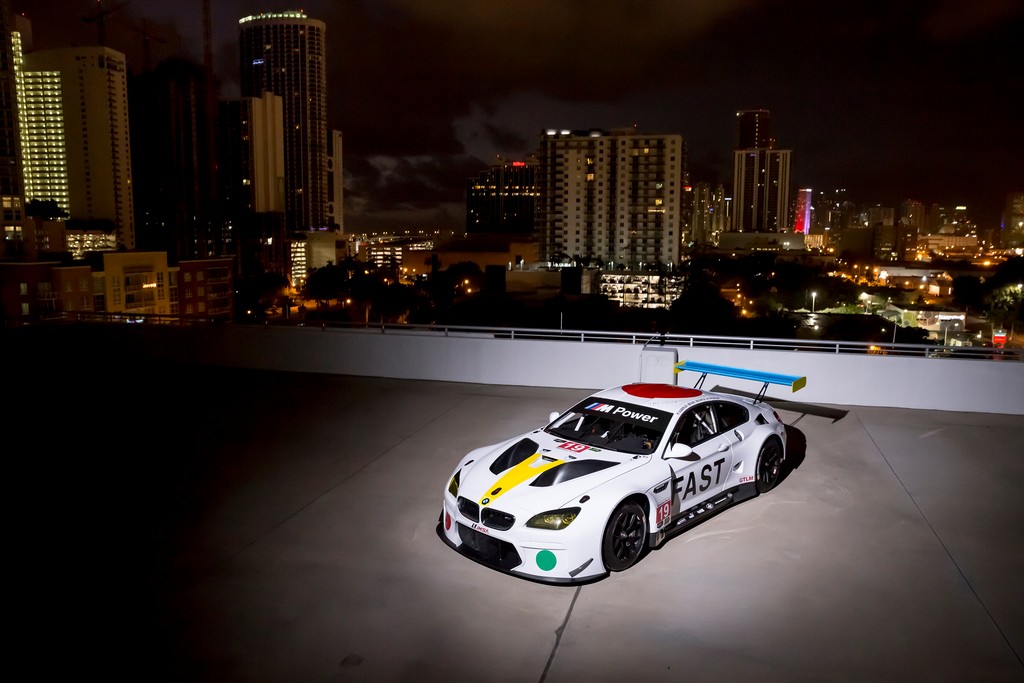 BMW ART CAR DE JOHN BALDESSARI FOI APRESENTADO EM MIAMI NO ART BASEL, foto 11