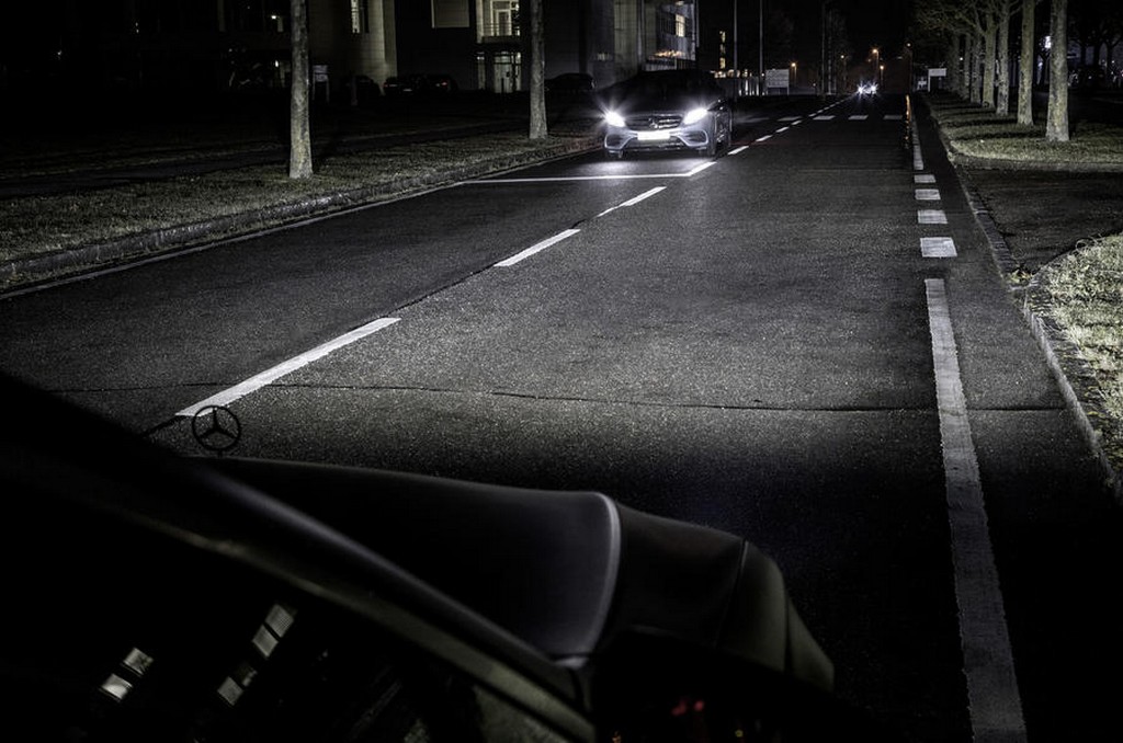 MERCEDES-BENZ REVELA A TECNOLOGIA DIGITAL LIGHT, foto 13