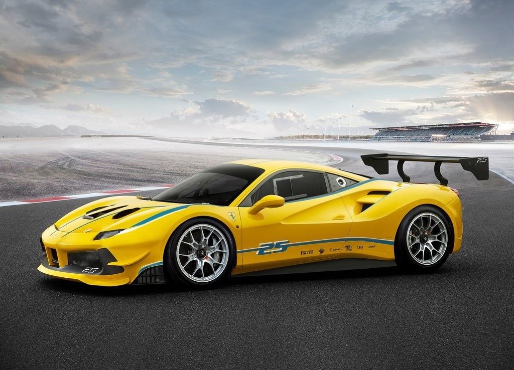 FERRARI F488 CHALLENGE FOI REVELADO EM DAYTONA, foto 1