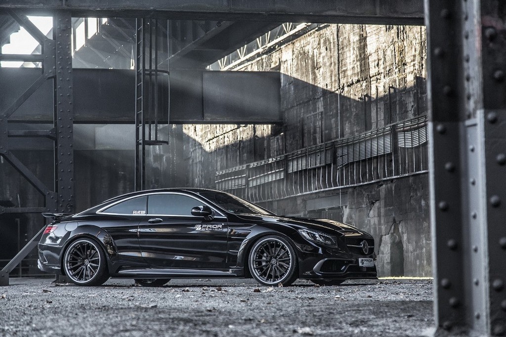 MERCEDES-BENZ S CLASS COUPE PREPARADO PELA PRIOR DESIGN SURGE BEM MAIS MUSCULOSO, foto 2