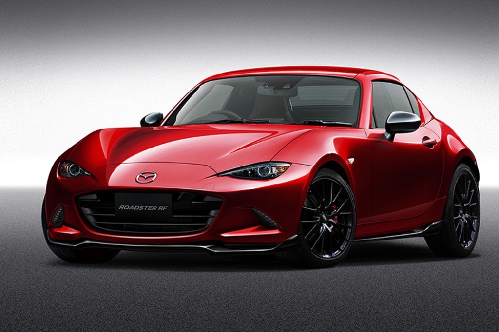 MAZDA MX-5 RF CUSTOM STYLE E MX-5 CLASSIC RED FARÃO SUA ESTREIA NO SALÃO DE TOKYO EM JANEIRO, foto 1