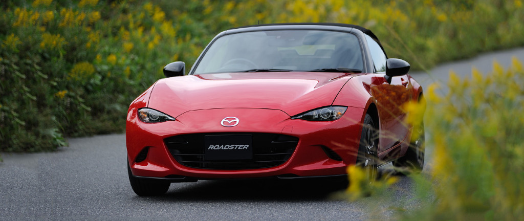 MAZDA MX-5 RF CUSTOM STYLE E MX-5 CLASSIC RED FARÃO SUA ESTREIA NO SALÃO DE TOKYO EM JANEIRO, foto 4