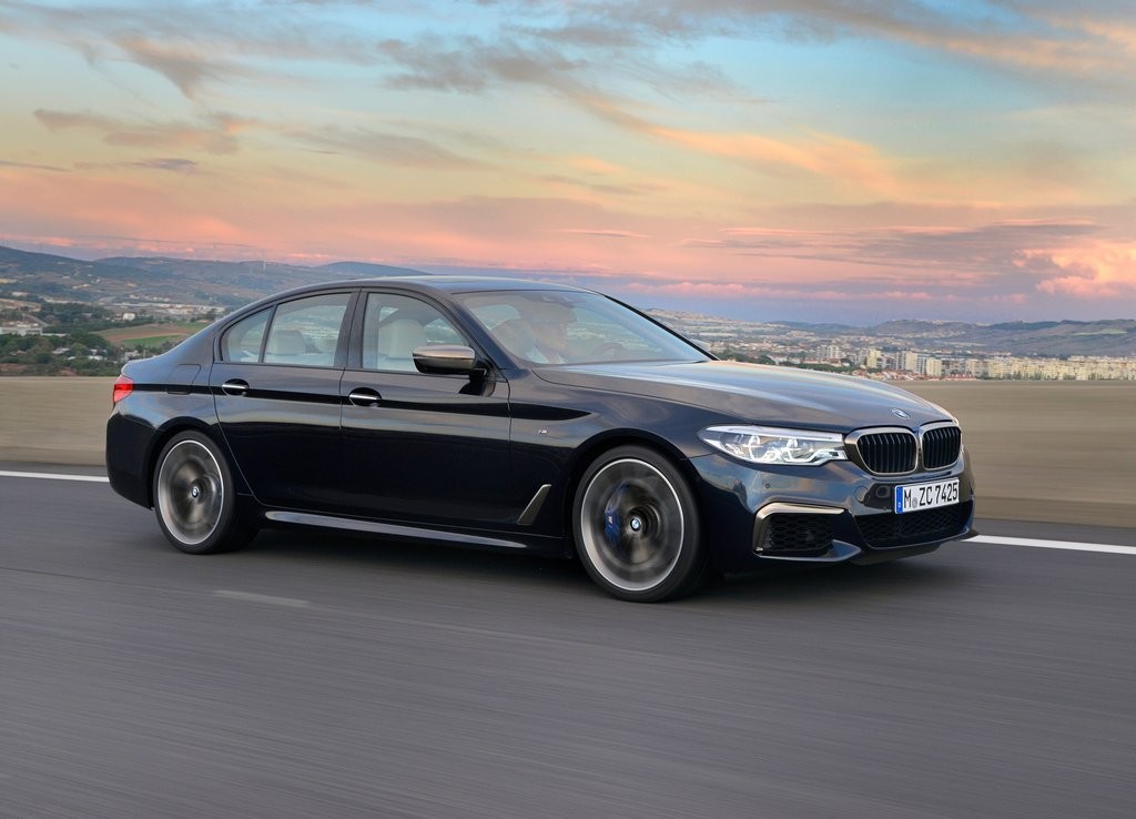 BMW M550i xDRIVE: O MAIS POTENTE DA SÉRIE 5 ATÉ A CHEGADA DO NOVO M5, foto 11