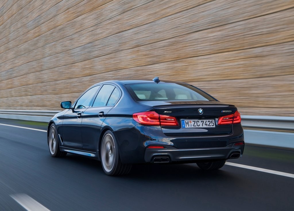 BMW M550i xDRIVE: O MAIS POTENTE DA SÉRIE 5 ATÉ A CHEGADA DO NOVO M5, foto 21