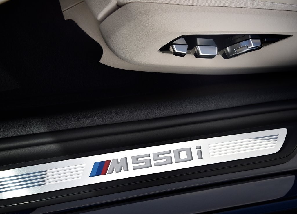 BMW M550i xDRIVE: O MAIS POTENTE DA SÉRIE 5 ATÉ A CHEGADA DO NOVO M5, foto 23