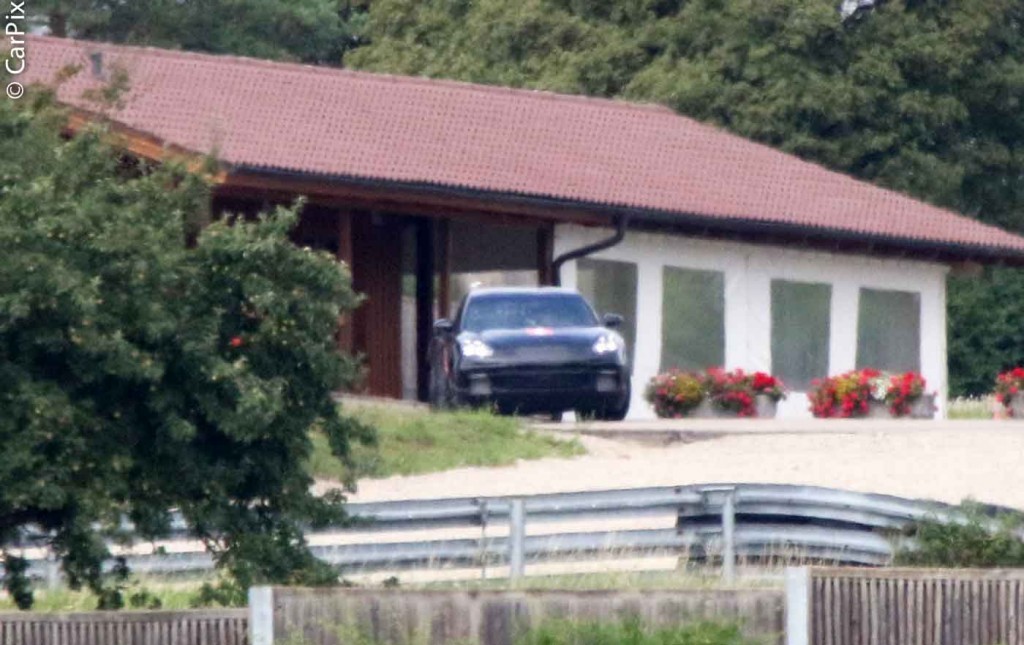 PORSCHE CAYENNE TAMBÉM PODERÁ TER UMA VERSÃO COUPE, foto 1