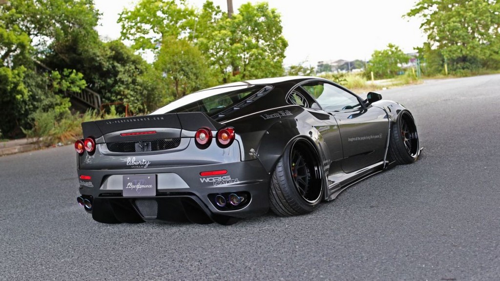 LIBERTY WALK APRESENTA UM TRABALHO SOBRE O FERRARI F430, foto 8