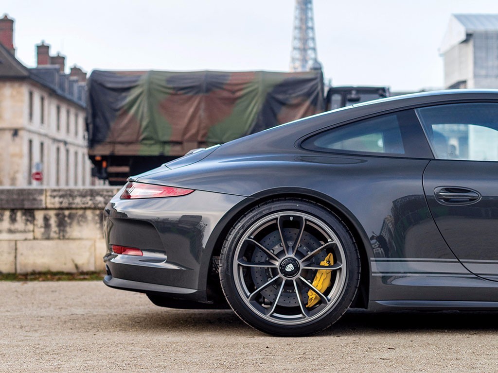 UM PORSCHE 911 R EM HOMENAGEM A STEVE McQUEEN SERÁ LEILOADO EM FEVEREIRO, foto 8