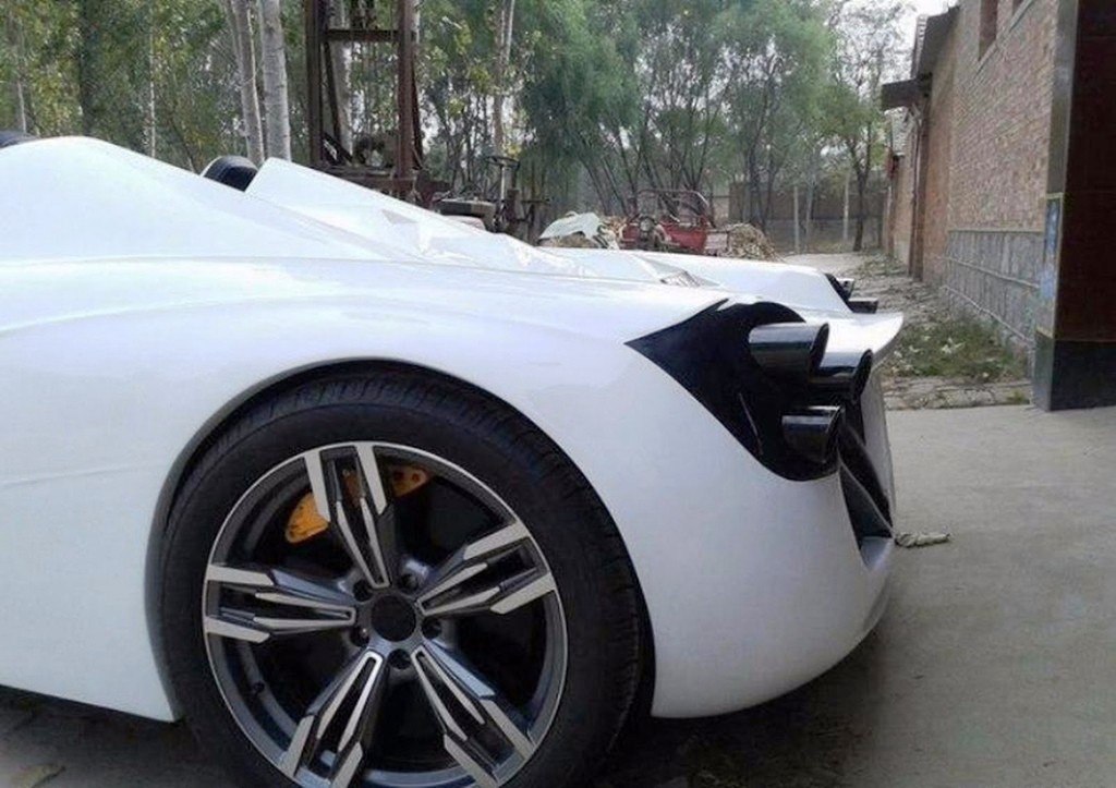 MAIS UMA CÓPIA DESCARADA NA CHINA, AGORA DO PAGANI HUAYRA, foto 7