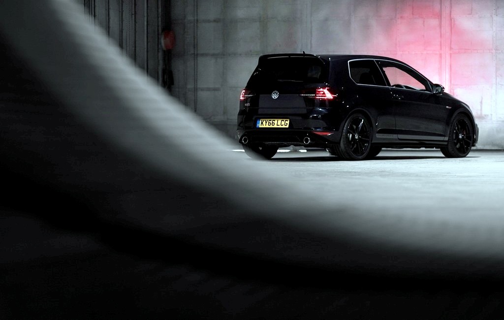 VOLKSWAGEN GOLF GTI CLUBSPORT EDITION 40: A ÚLTIMA HOMENAGEM DA MARCA AOS 40 ANOS DO EMBLEMÁTICO MODELO, foto 14