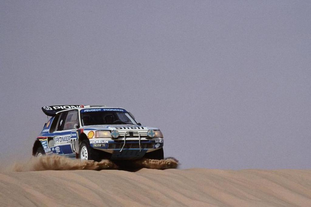 TRINTA ANOS SEPARAM O LENDÁRIO PEUGEOT 205 T16 DO NOVO 3008 DKR, foto 3