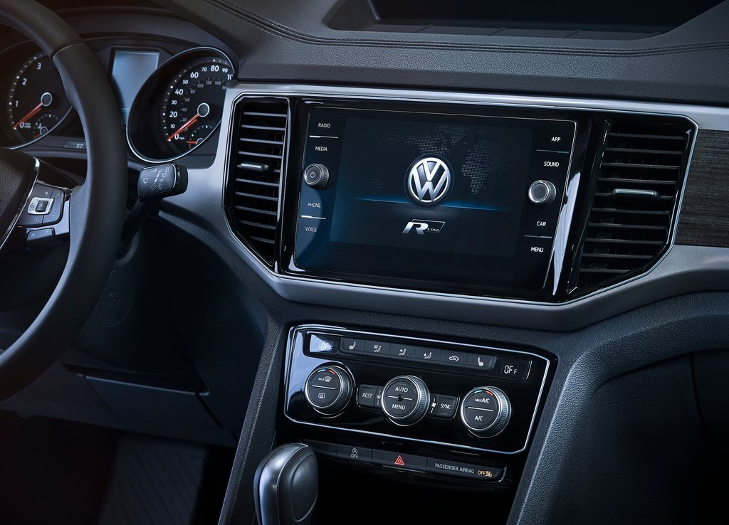 VOLKSWAGEN ATLAS RECEBE O PACOTE R-LINE E SERÁ APRESENTADO EM DETROIT, foto 10