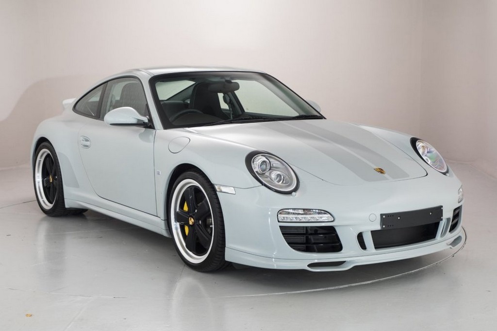 UM PORSCHE 911 SPORT CLASSIC COM SOMENTE 130 KM RODADOS ESTÁ À VENDA NO REINO UNIDO, foto 1