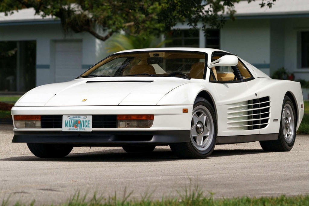 FERRARI TESTAROSSA DA SÉRIE ‘MIAMI VICE’ SERÁ LEILOADO, foto 1