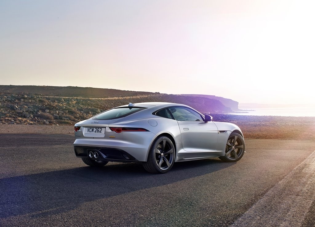 JAGUAR F-TYPE 400 SPORT LAUNCH EDITION: UMA EDIÇÃO ESPECIAL PARA CELEBRAR O LANÇAMENTO DA LINHA 2018, foto 3
