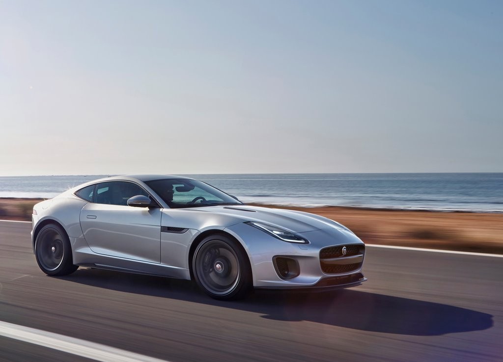 JAGUAR F-TYPE 400 SPORT LAUNCH EDITION: UMA EDIÇÃO ESPECIAL PARA CELEBRAR O LANÇAMENTO DA LINHA 2018, foto 7