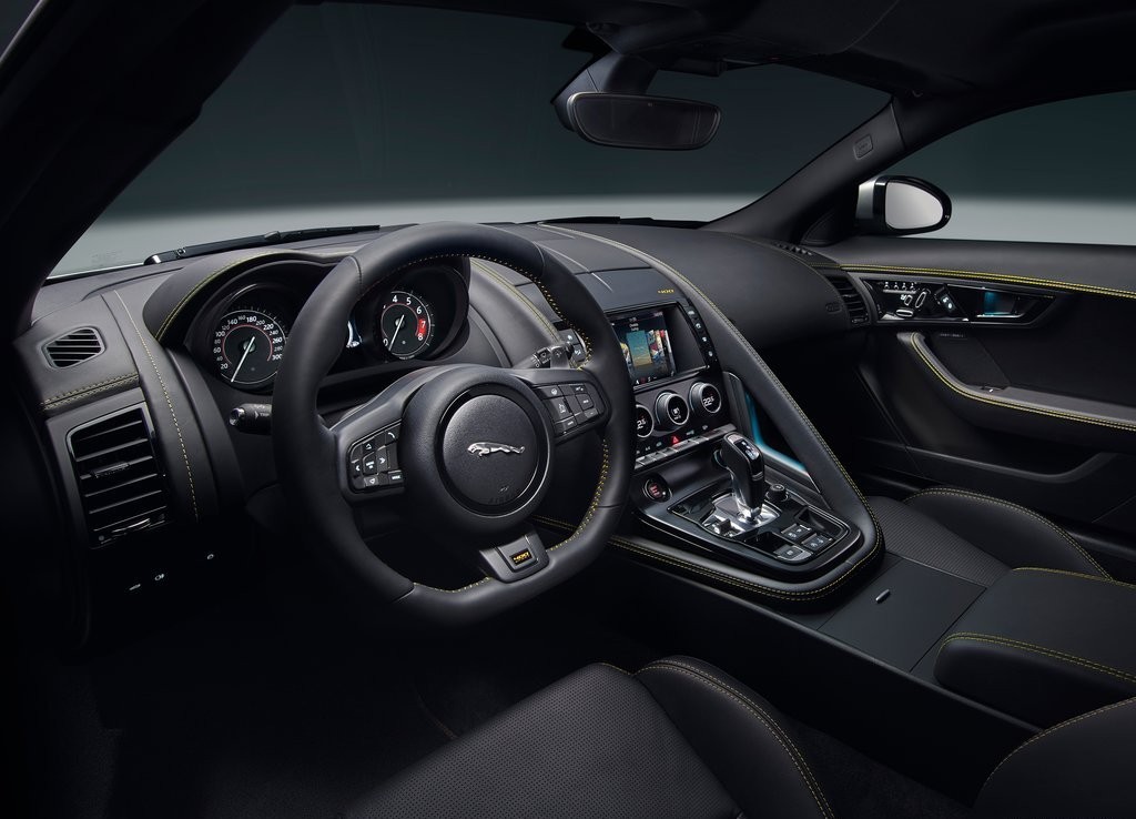 JAGUAR F-TYPE 400 SPORT LAUNCH EDITION: UMA EDIÇÃO ESPECIAL PARA CELEBRAR O LANÇAMENTO DA LINHA 2018, foto 16