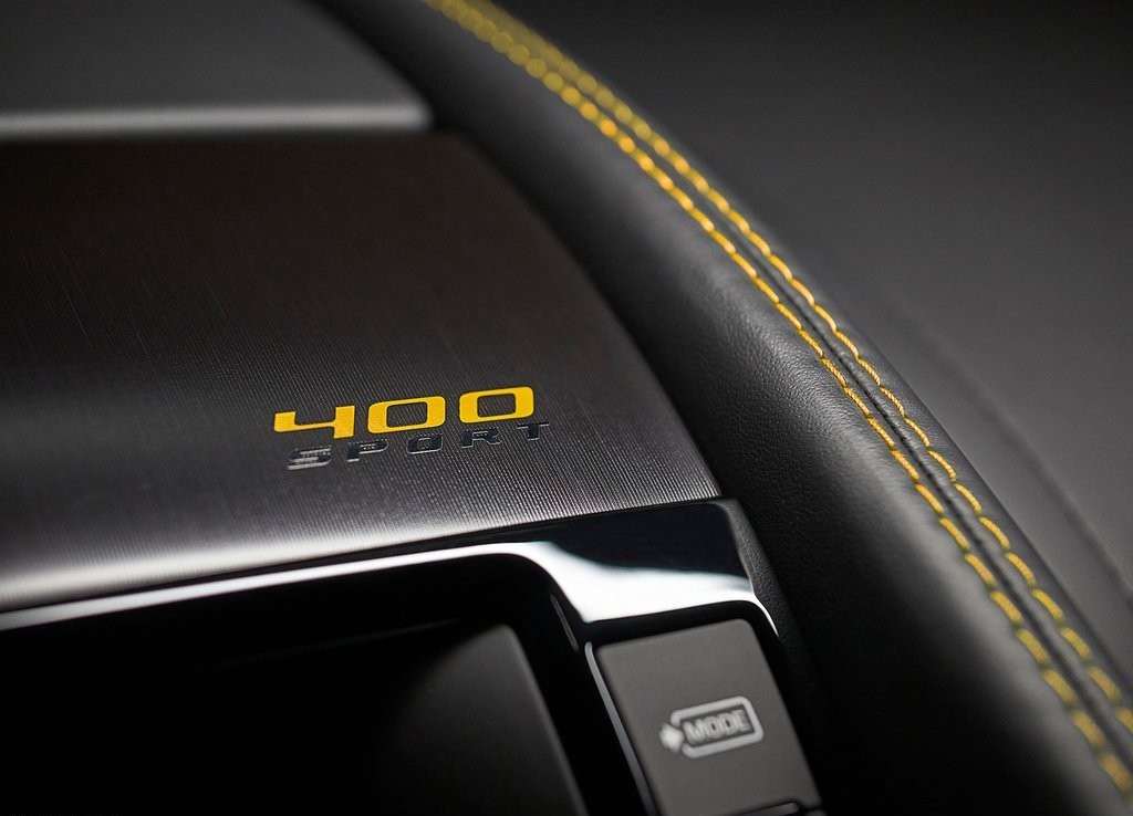 JAGUAR F-TYPE 400 SPORT LAUNCH EDITION: UMA EDIÇÃO ESPECIAL PARA CELEBRAR O LANÇAMENTO DA LINHA 2018, foto 19