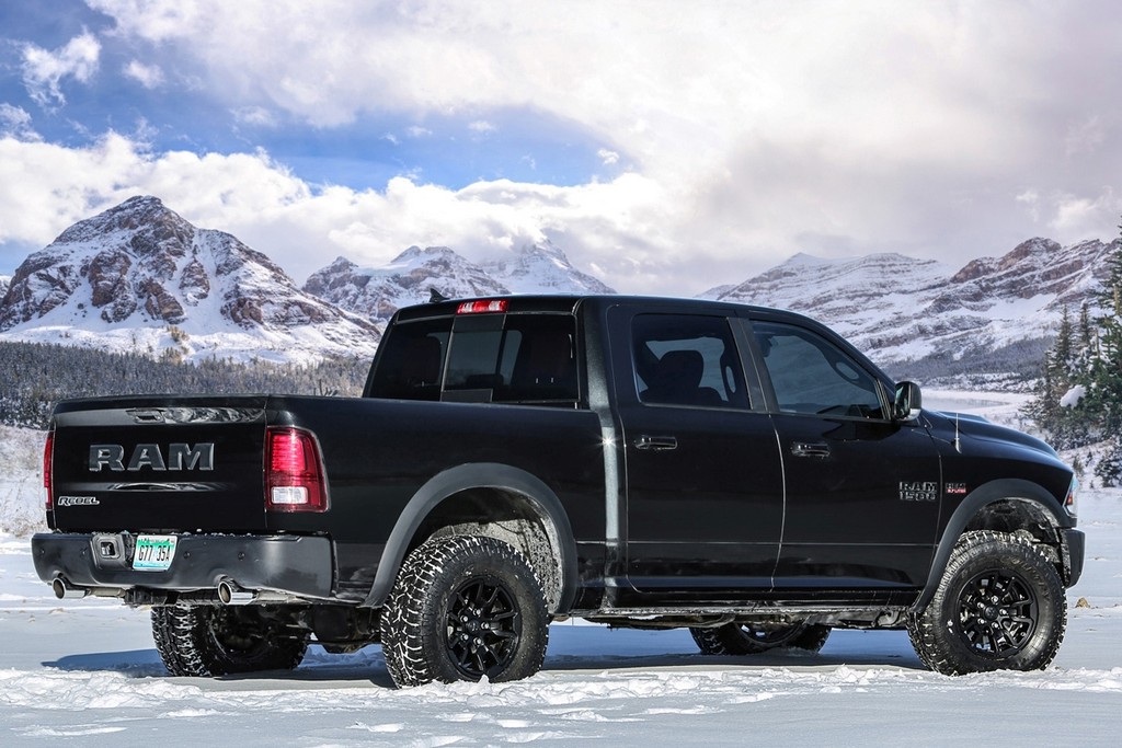 RAM REBEL BLACK LIMITED EDITION APRESENTADA EM DETROIT, foto 2