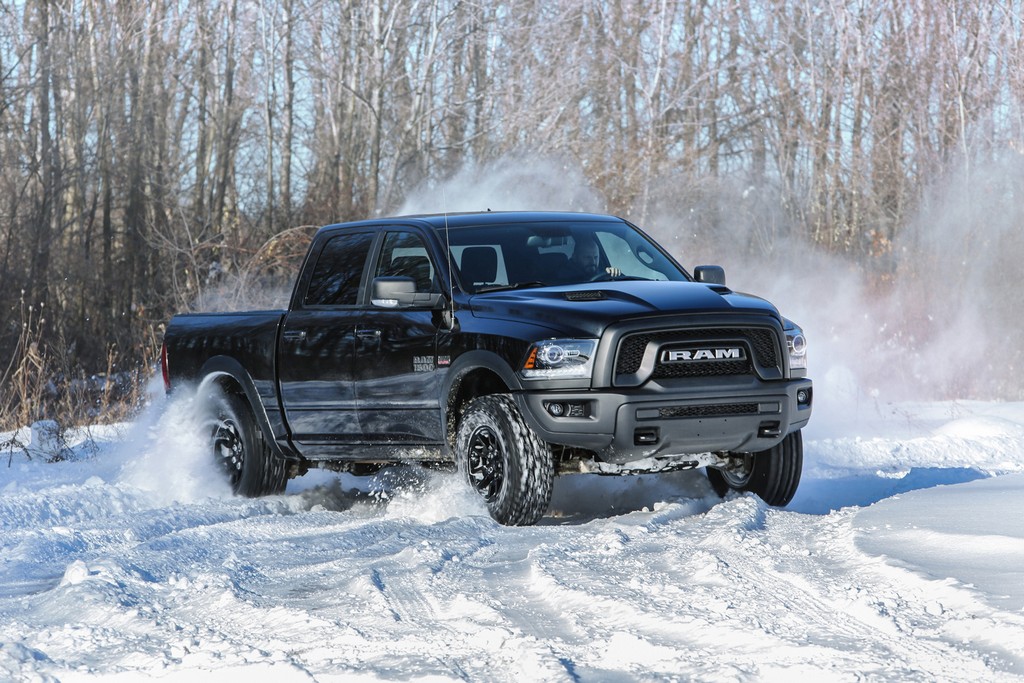RAM REBEL BLACK LIMITED EDITION APRESENTADA EM DETROIT, foto 3