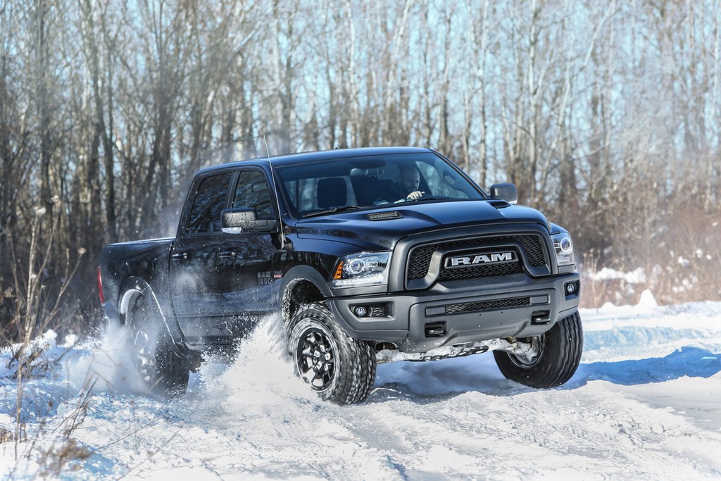 RAM REBEL BLACK LIMITED EDITION APRESENTADA EM DETROIT, foto 4