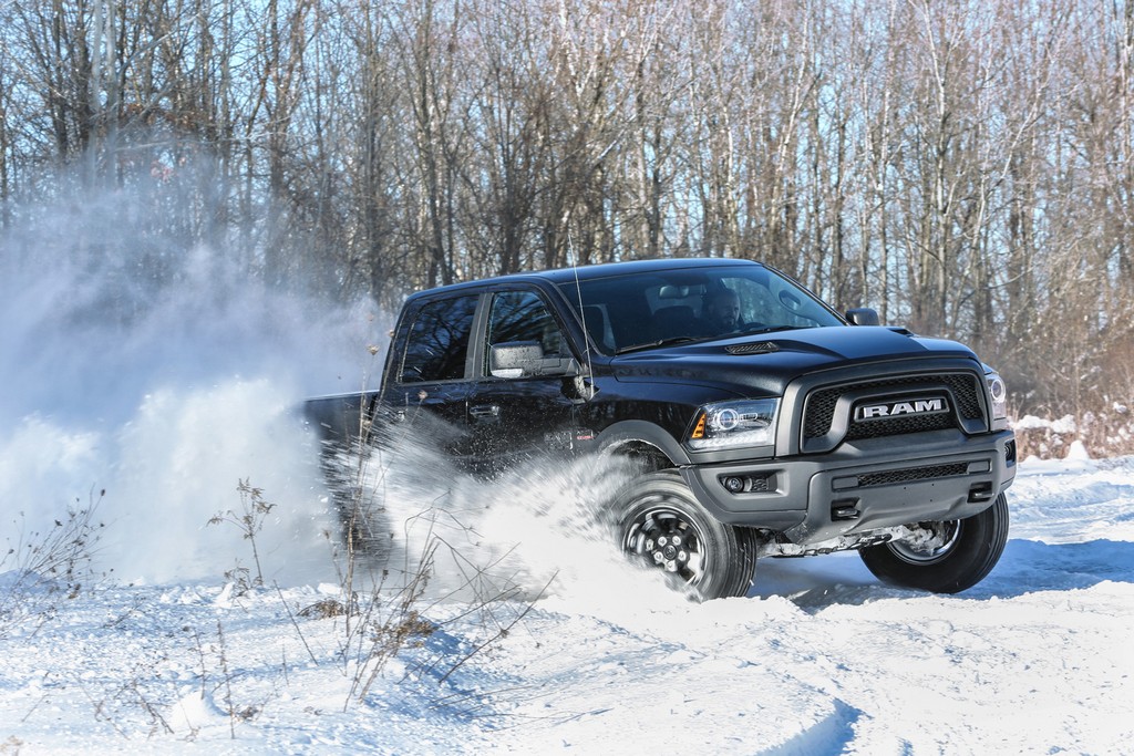 RAM REBEL BLACK LIMITED EDITION APRESENTADA EM DETROIT, foto 5