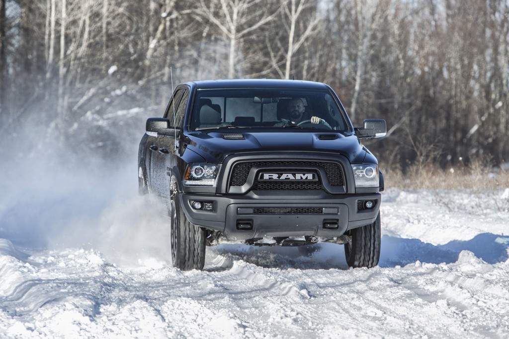 RAM REBEL BLACK LIMITED EDITION APRESENTADA EM DETROIT, foto 6