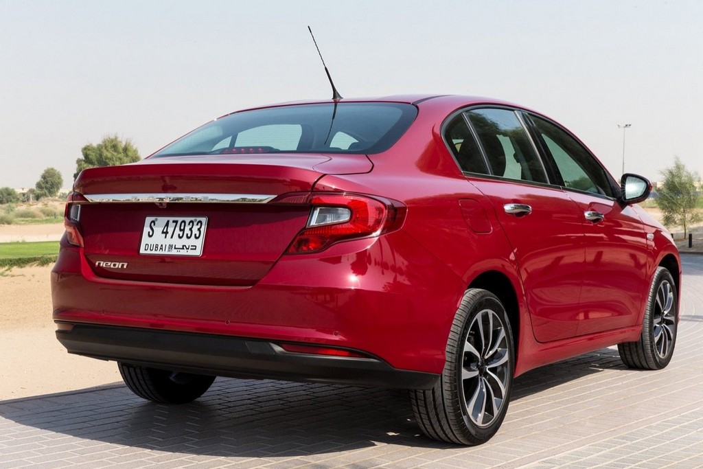 NOVO DODGE NEON CHEGA AO ORIENTE MÉDIO, foto 4