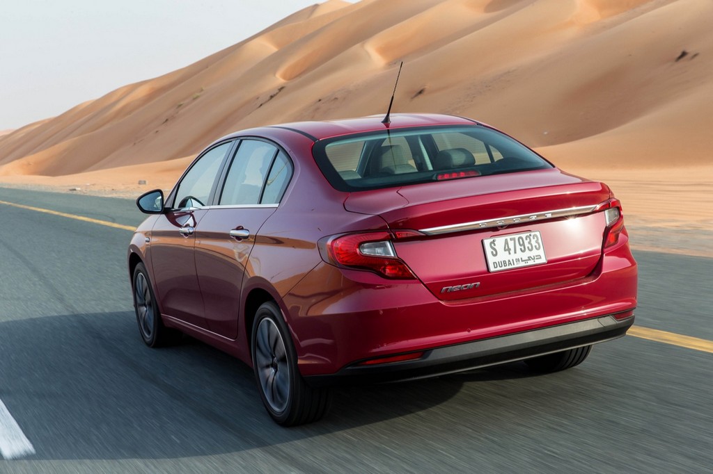 NOVO DODGE NEON CHEGA AO ORIENTE MÉDIO, foto 7